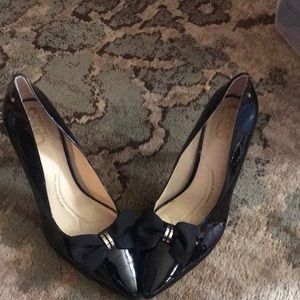 Circus by Sam Edelman black shiny heels
